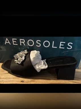 Aerosoles Women’s Eventi Slip On Peep Toe Sandal Black Size 5 M